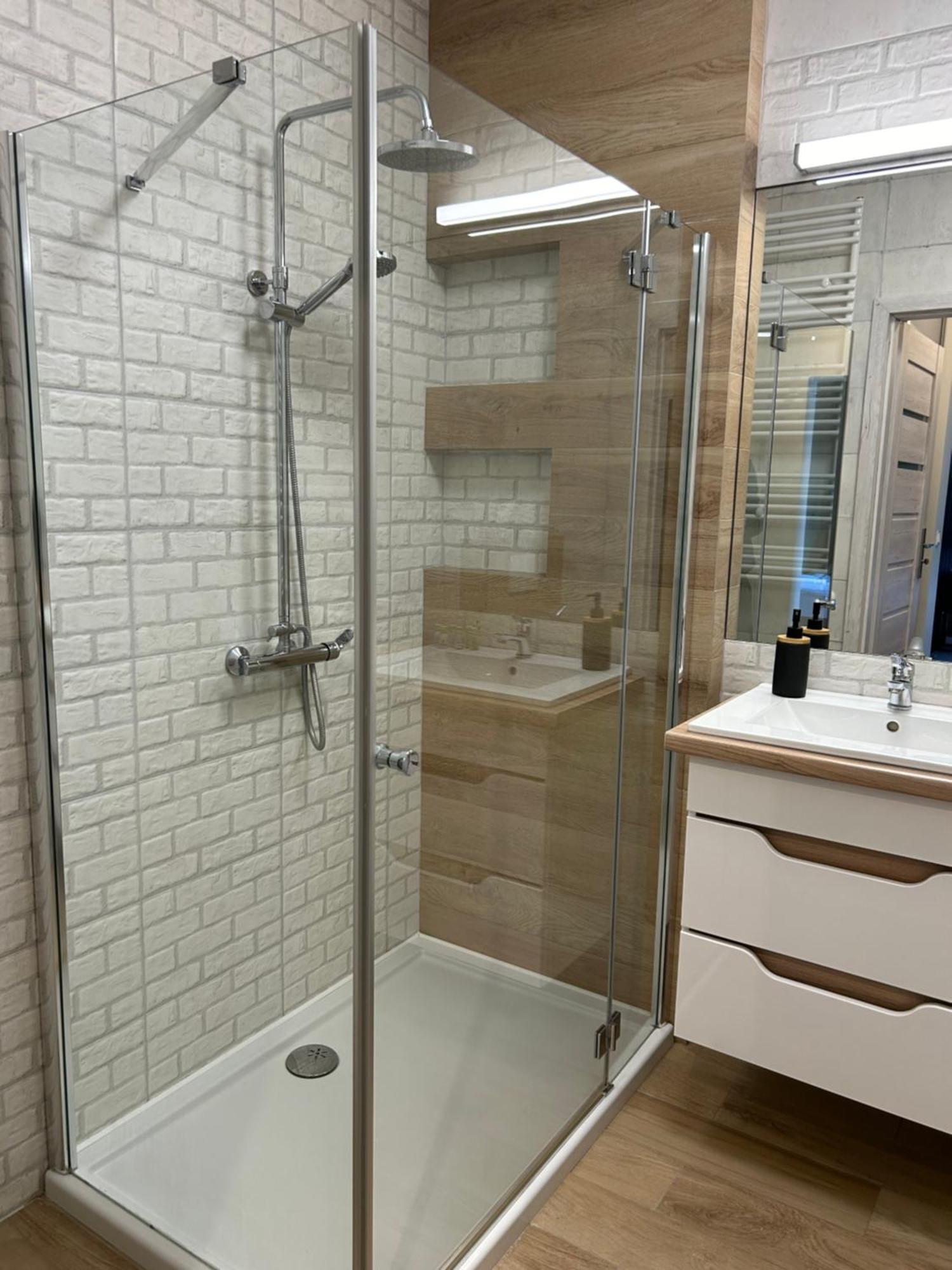 Rataje Park Ii - Cost Free Parking - 24h Check In Apartament